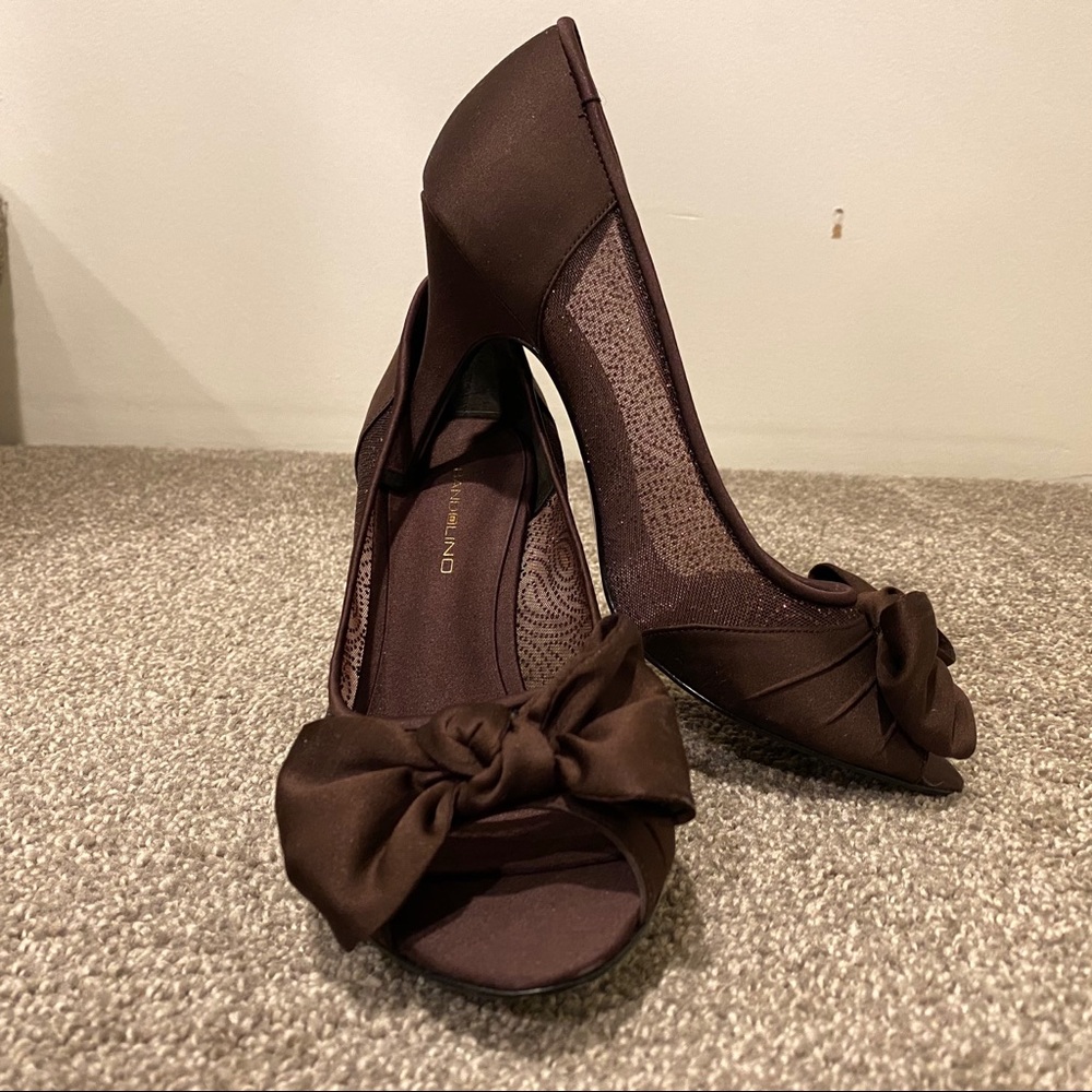 Bandolino NWOB brown heels 8